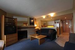 Carleton Lodge 303
