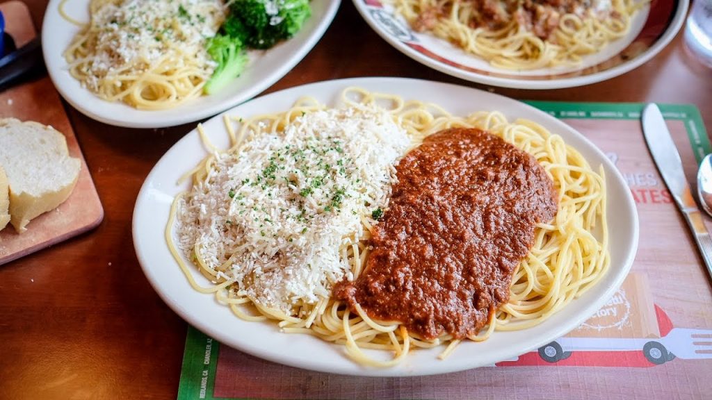spaghetti dinner at the old spaghetti factory
